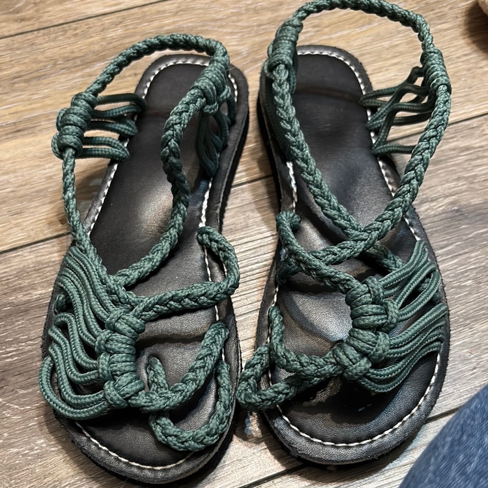 Chic Braided Green Sandals